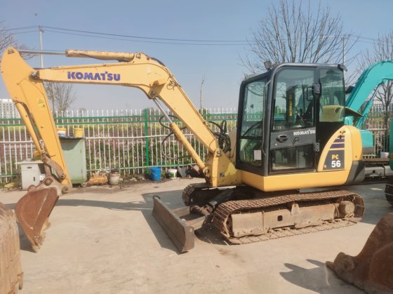 komatsu PC56