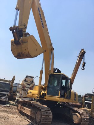 Komatsu PC400-7 Excavator