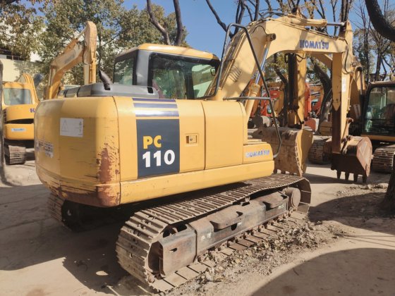 komatsu PC110